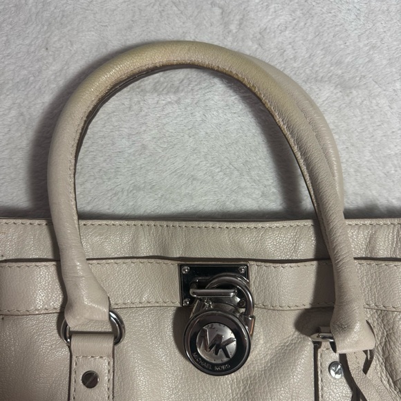 Michael Kors White Leather Chain-Link Tote Shoulder Bag Satchel - Picture 3 of 8